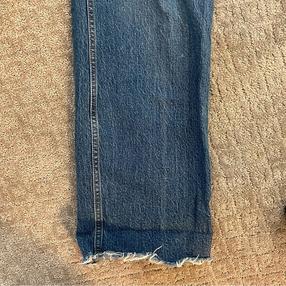 EUC Abercrombie & Fitch The '90s Relaxed Jean High Rise Size 29/8L - Picture 8 of 14